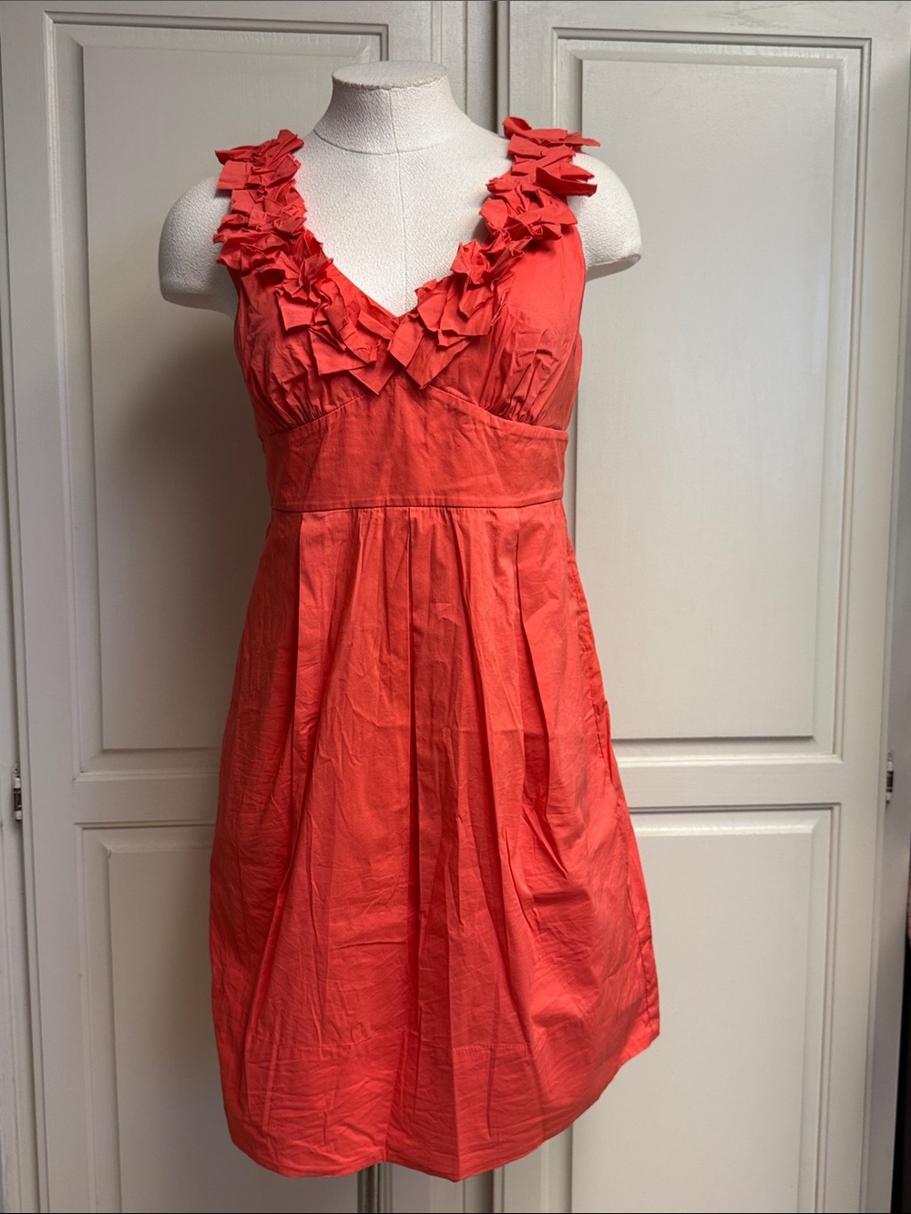 BCBG MAX AZRIA Coral Ruffle-Trim Sleeveless Dress SZ4
